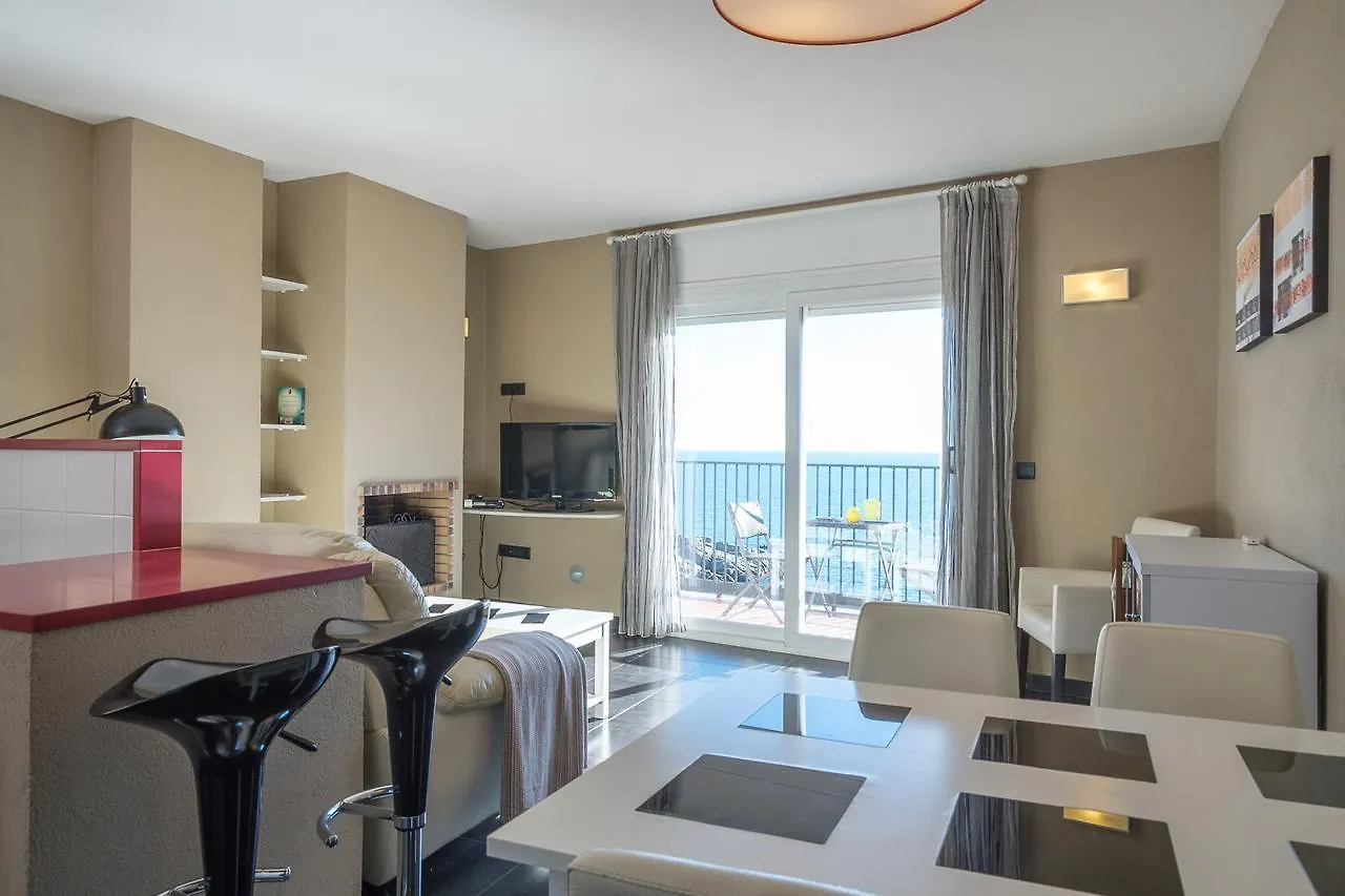 Les Formigues 3 Daire Palafrugell